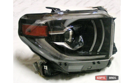 Фары передние Toyota Tundra 2014-2021