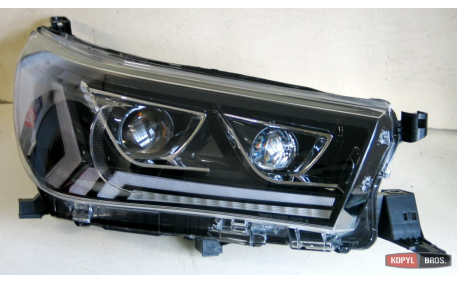 Фары передние Toyota Hilux 2015-2020
