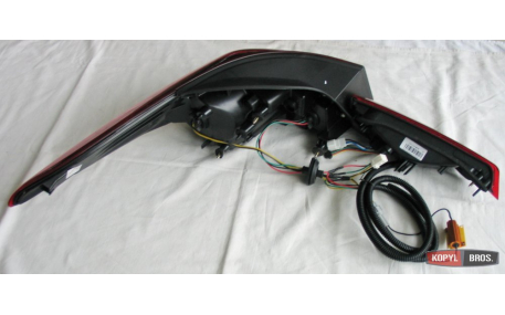 Фонари задние HYUNDAI Elantra MD