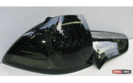 Фонари задние Mitsubishi Pajero Sport