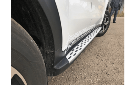 Подножки Kia Sportage 