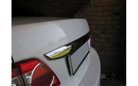 Хром накладки Toyota Corolla