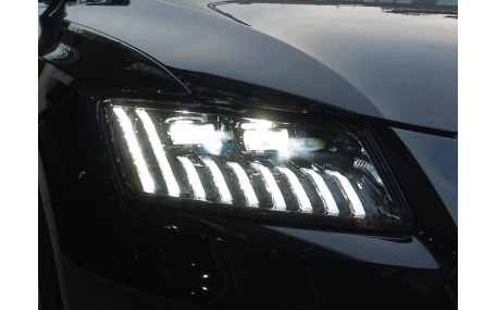 Фары передние Audi Q5 2008-2012