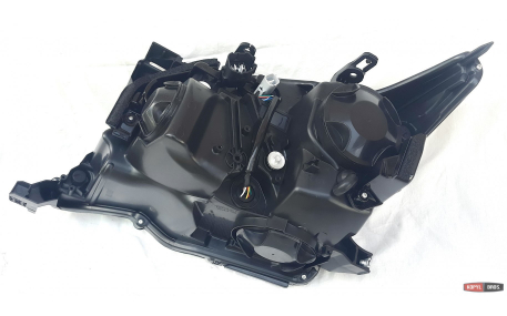 Фары передние Lexus LX570 2012-2015