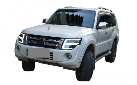 Фары передние Mitsubishi Pajero Wagon 4
