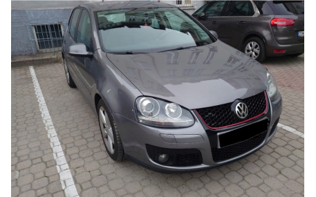 Бампер передний Volkswagen Golf 5