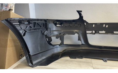 Бампер передний Volkswagen Golf 5