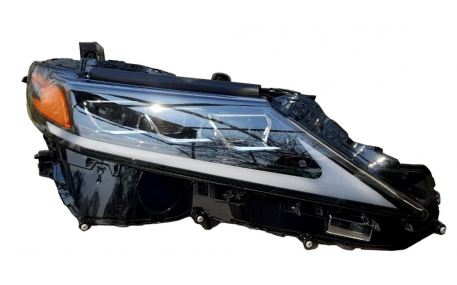 Фары передние Toyota Camry V70 USA