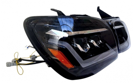 Фары передние Lexus LX470