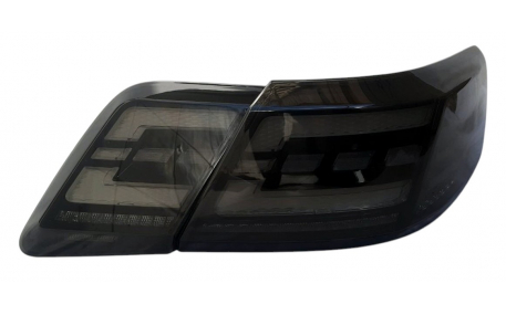 Фонари задние Toyota Camry V40