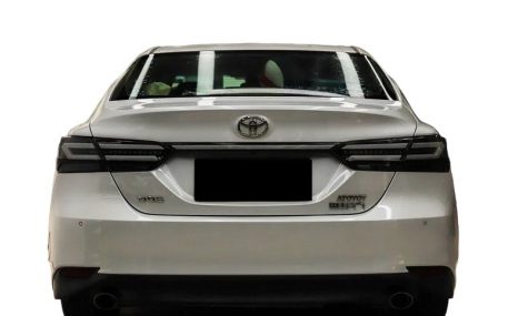 Фонари задние Toyota Camry V70