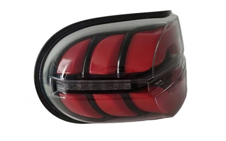 Фонари задние Toyota FJ Cruiser