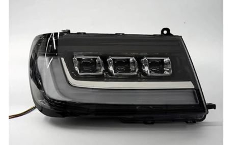 Фары передние Toyota Land Cruiser 100 1998-2004