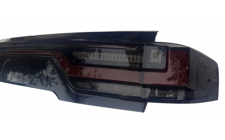 Фонари задние Toyota Land Cruiser 300